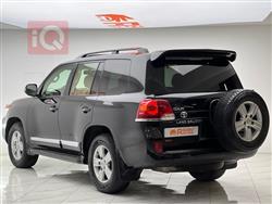 تۆیۆتا لاند کروزەر